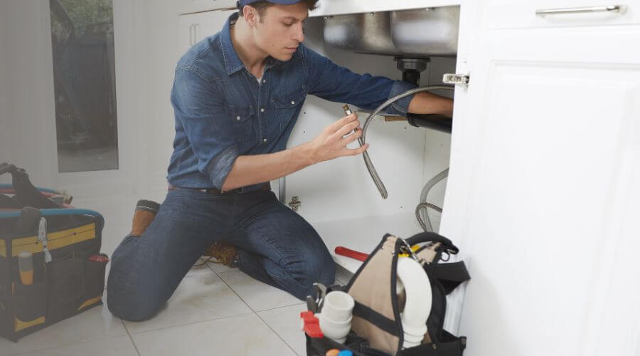 Local tankless water heater installation in Huntland, TN